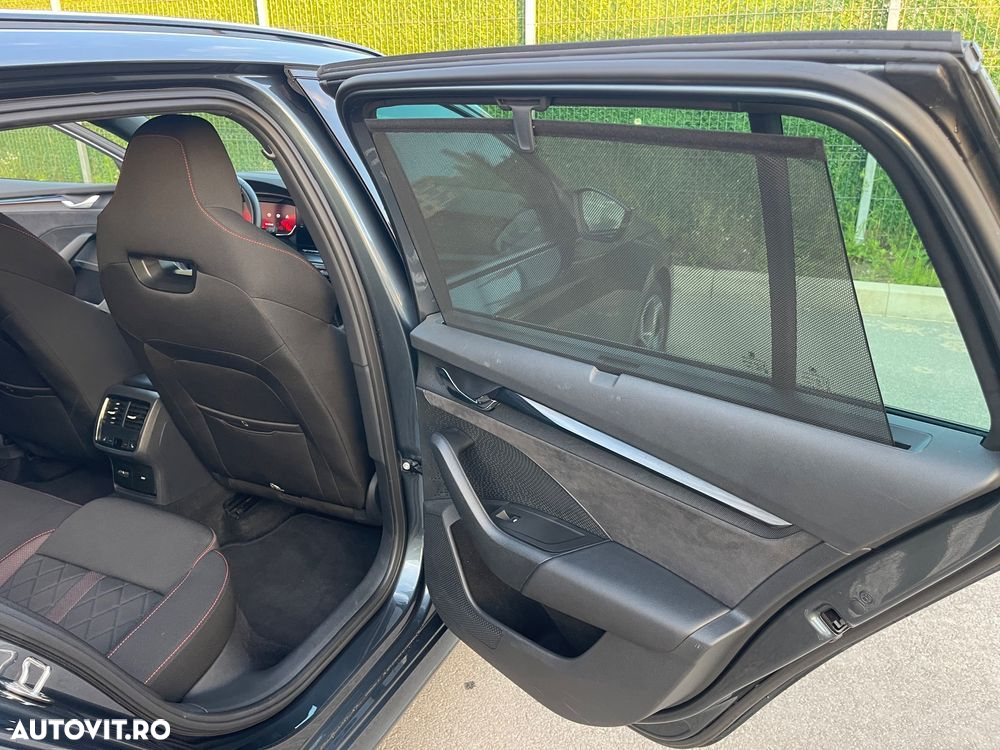 Skoda Octavia 2.0 TDI DSG 4x4 RS Plus - 21