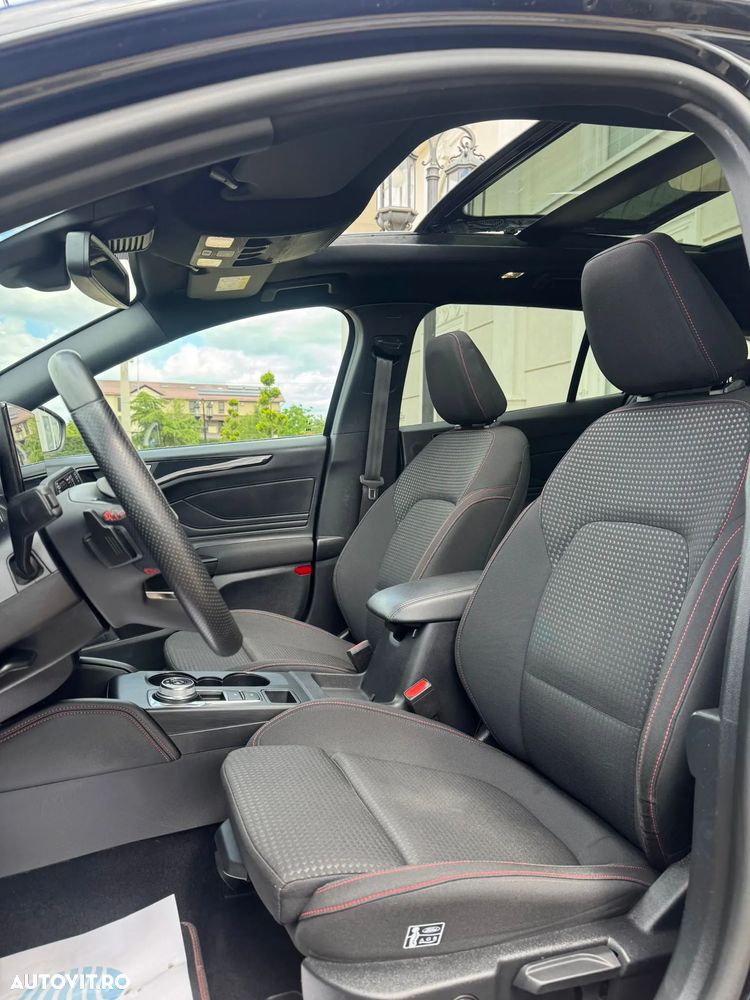 Ford Focus 1.5 EcoBlue Start-Stopp-System Aut. ST-LINE X - 18
