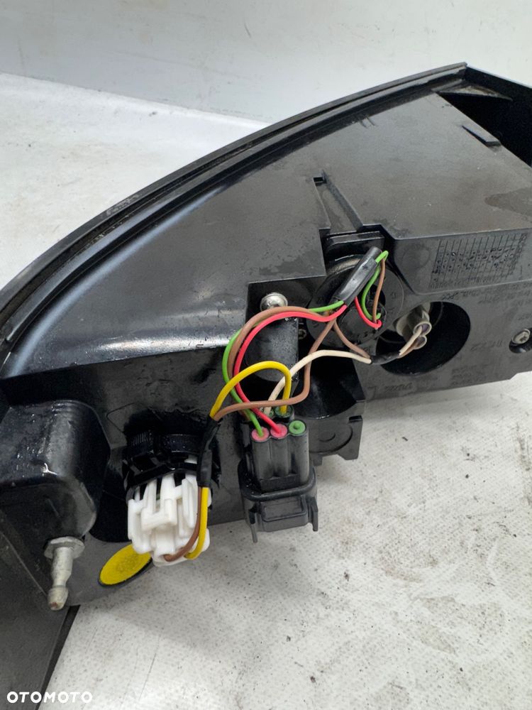 LEWA TYLNA LAMPA LAND ROVER EVOQUE - 4