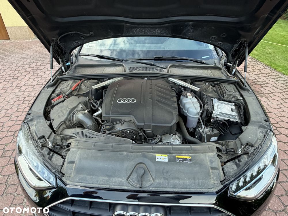 Audi A4 Limousine - 10