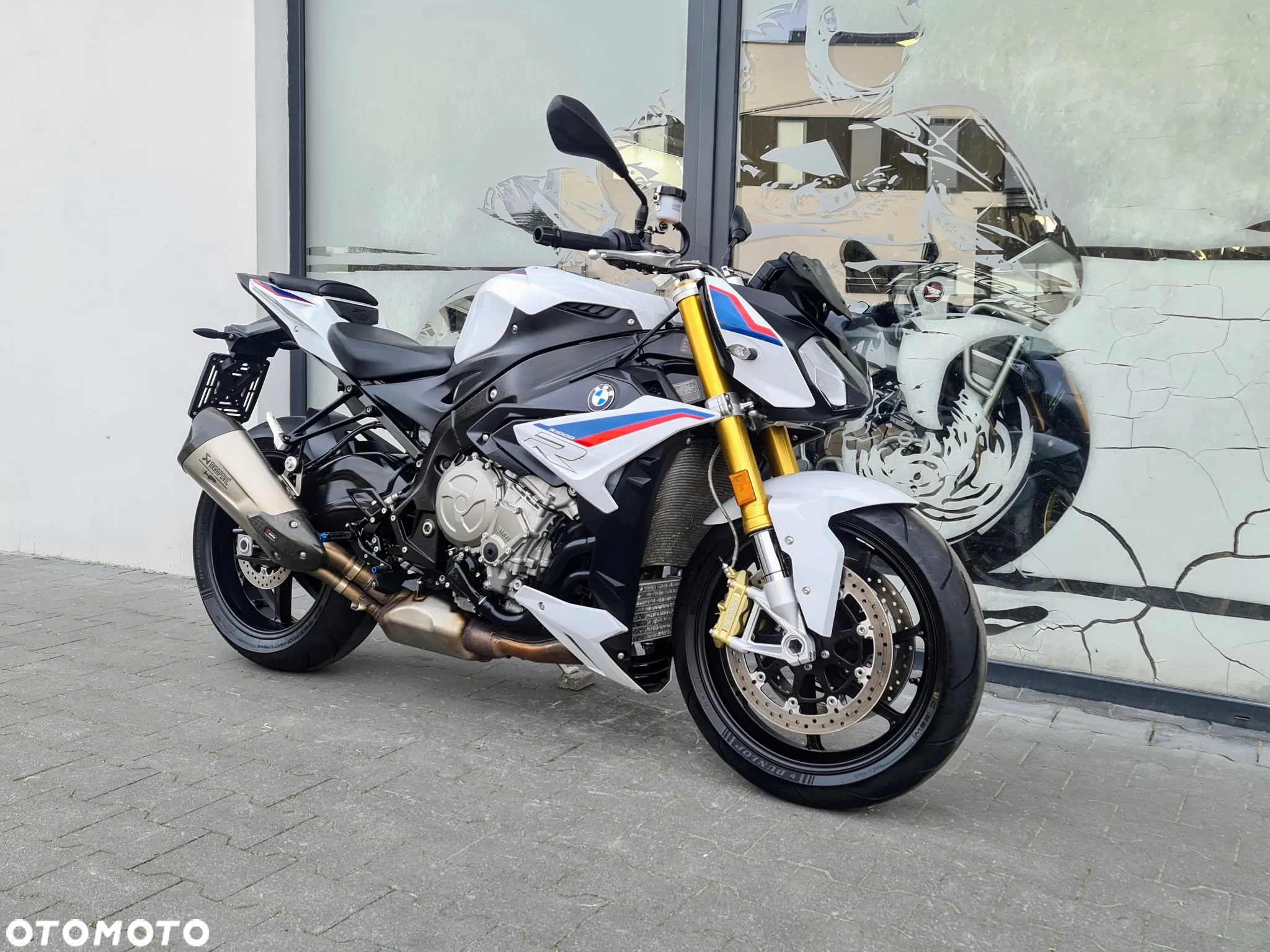 BMW S - 3
