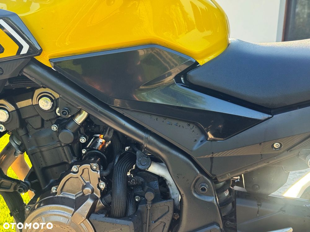 Honda CB - 33