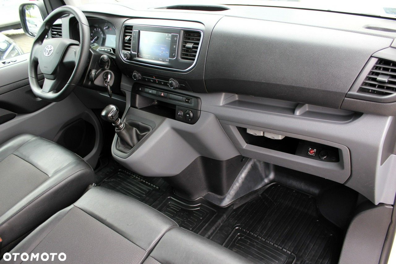 Toyota ProAce - 13