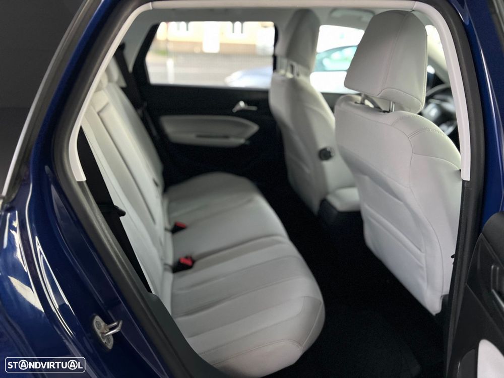 Peugeot 308 SW 1.5 BlueHDi Allure - 25