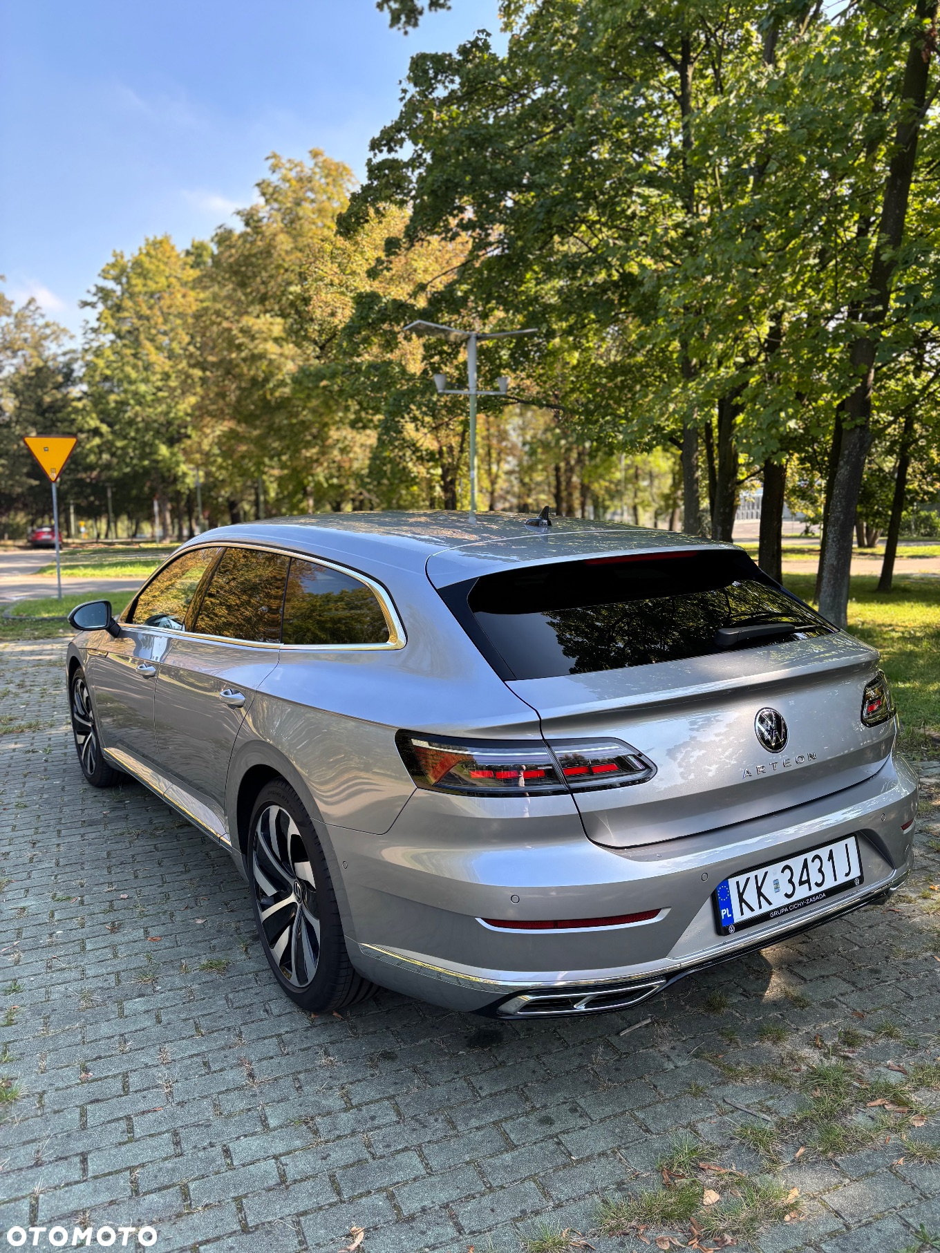 Volkswagen Arteon 2.0 TSI R-Line DSG - 3