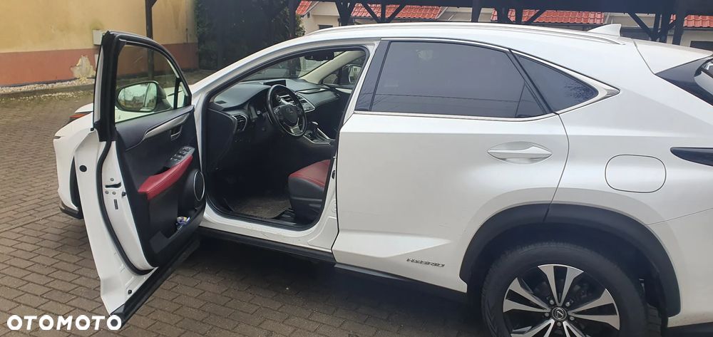 Lexus NX 300h Elegance + Business AWD - 9