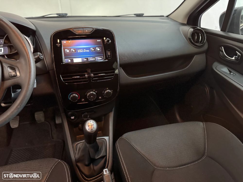 Renault Clio TCe 90 Luxe - 15