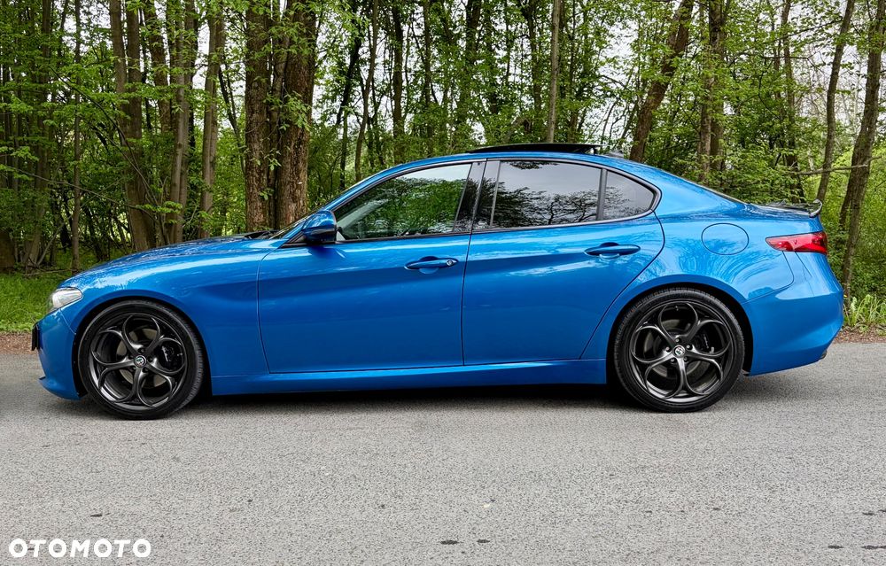 Alfa Romeo Giulia 2.0 Turbo 16V AT8 Veloce - 12