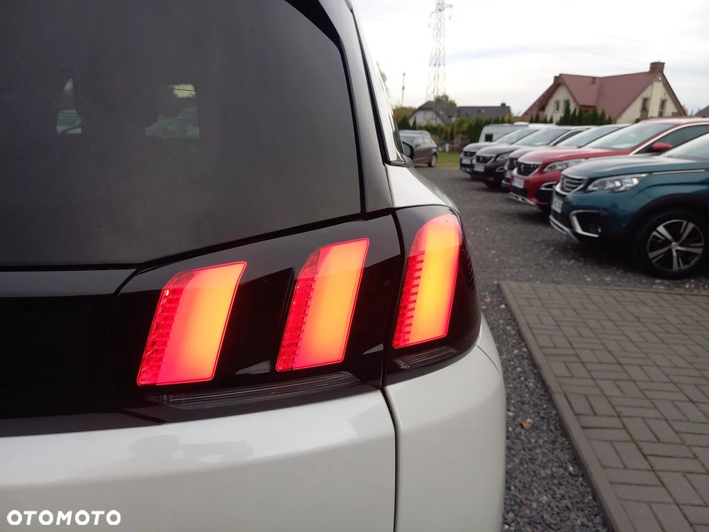 Peugeot 5008 BlueHDI 130 Allure Business-Paket - 13
