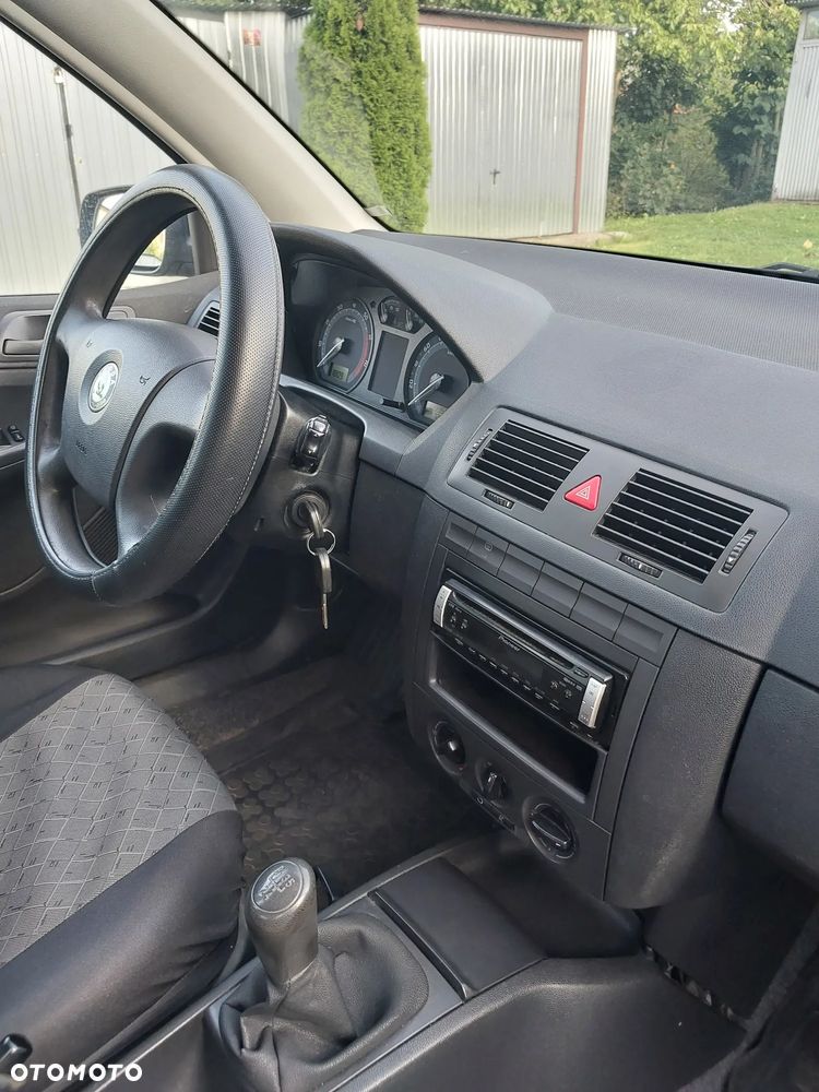 Skoda Fabia - 15