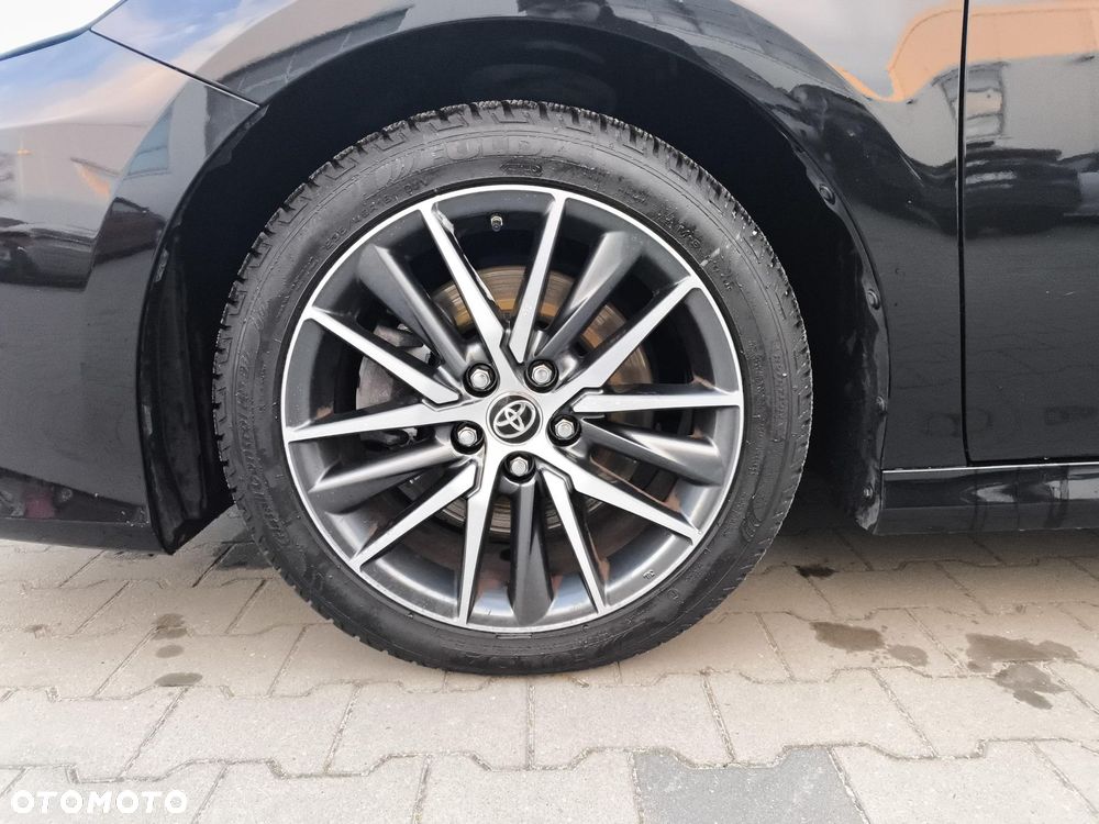Toyota Camry 2.5 Hybrid Executive CVT - 9