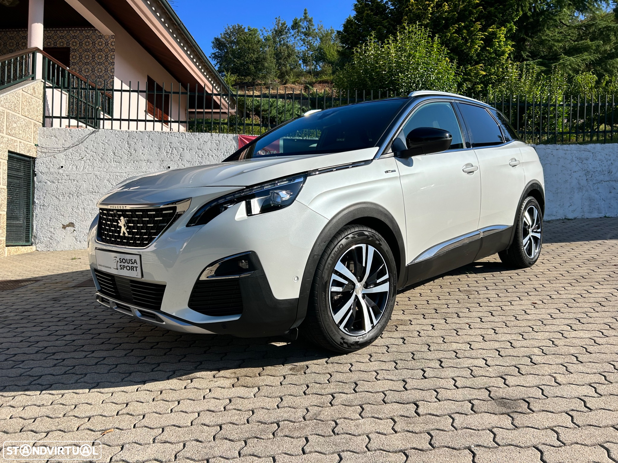 Peugeot 3008 1.5 BlueHDi GT Line EAT8 - 30