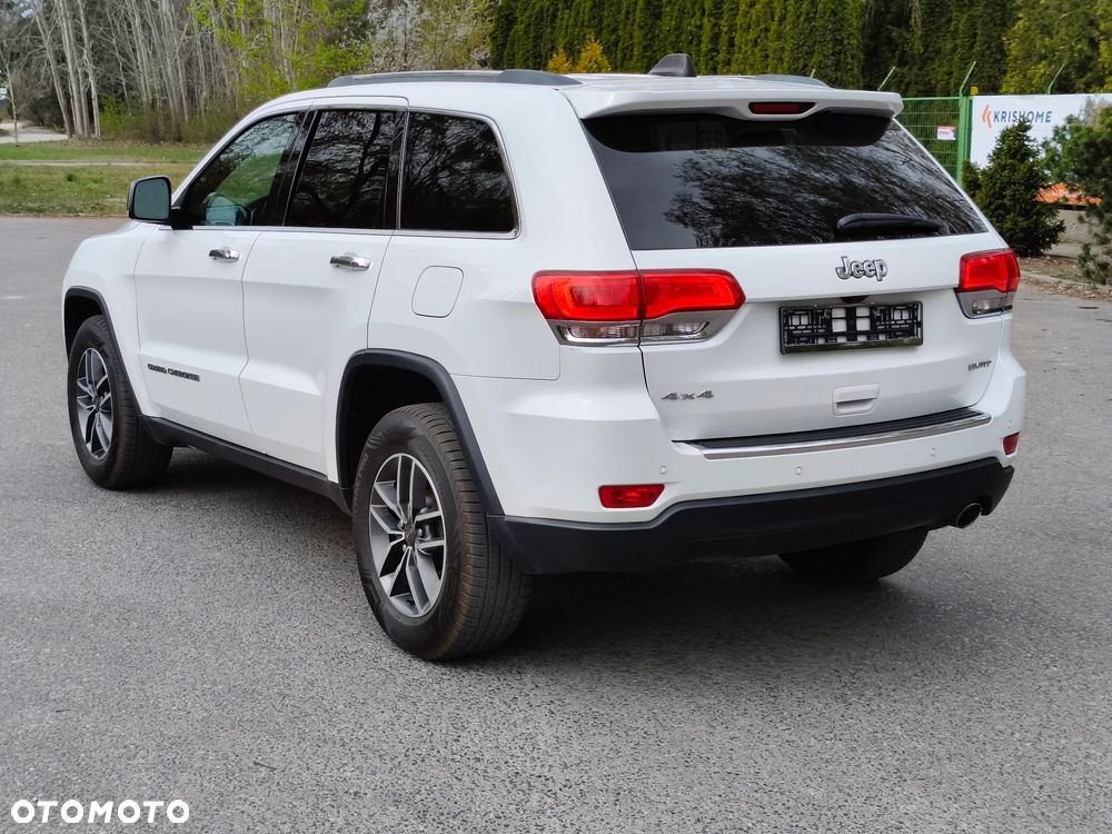 Jeep Grand Cherokee - 4
