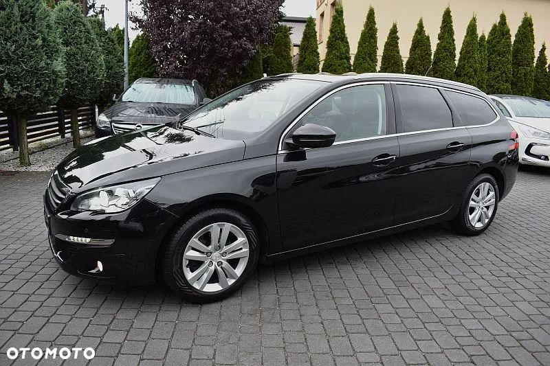 Peugeot 308 SW 1.6 BlueHDi Allure S&S - 28