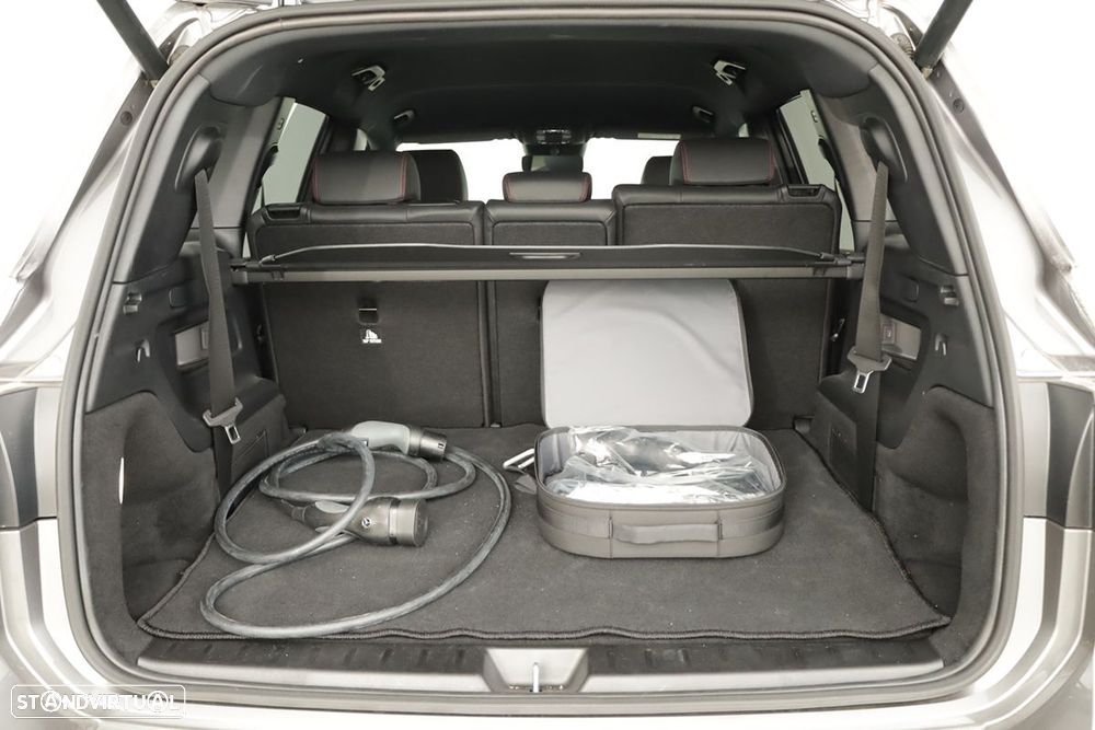 Mercedes-Benz EQB 250+ AMG Line - 25