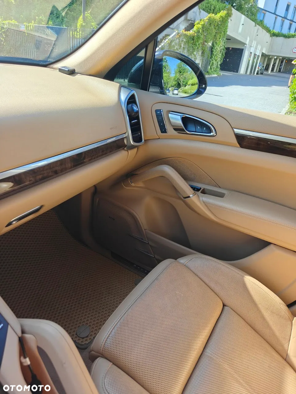 Porsche Cayenne Platinum Edition - 15