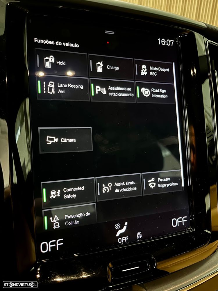 Volvo XC 60 2.0 T8 PHEV Momentum Plus AWD - 11