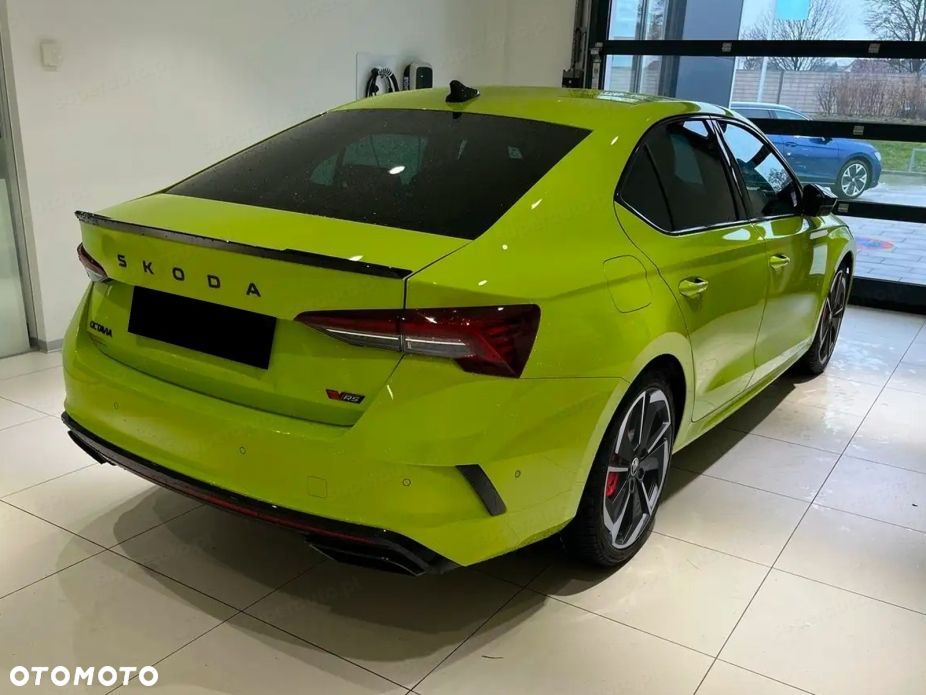 Skoda Octavia 2.0 TSI RS DSG - 4