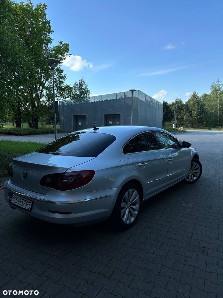 Volkswagen Passat CC - 2