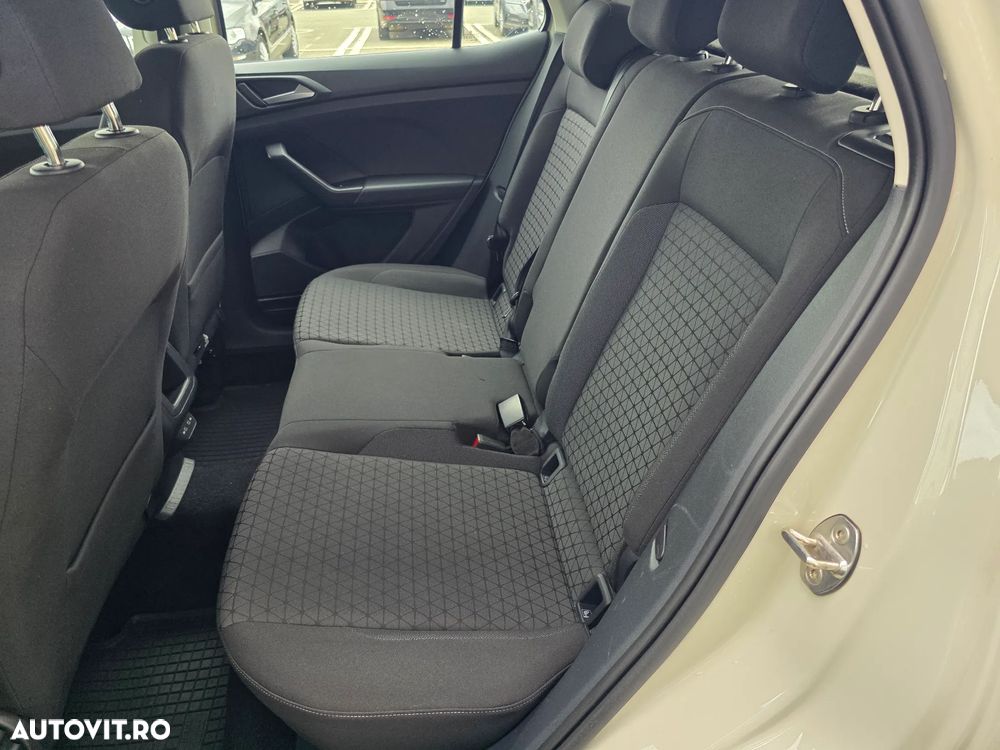Volkswagen T-Cross 1.0 TSI DSG Life - 30