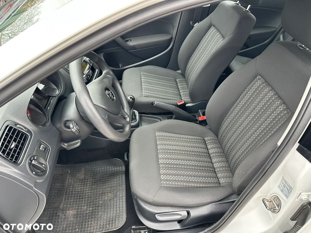 Volkswagen Polo - 18