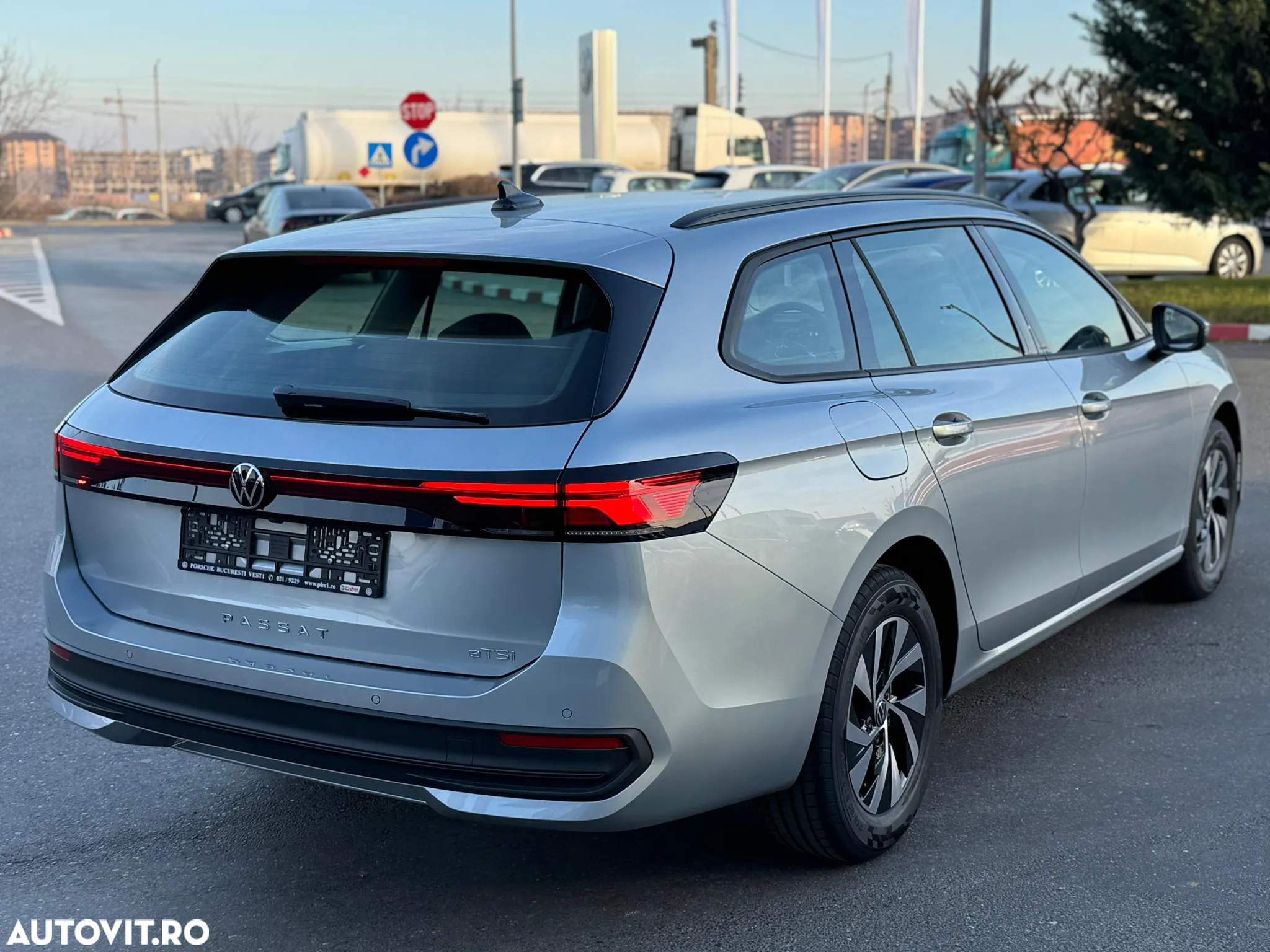 Volkswagen Passat Variant 1.5 eTSI DSG MHEV Base - 6