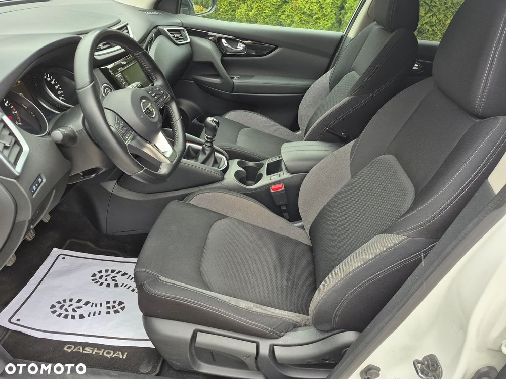 Nissan Qashqai 1.3 DIG-T ZAMA - 19