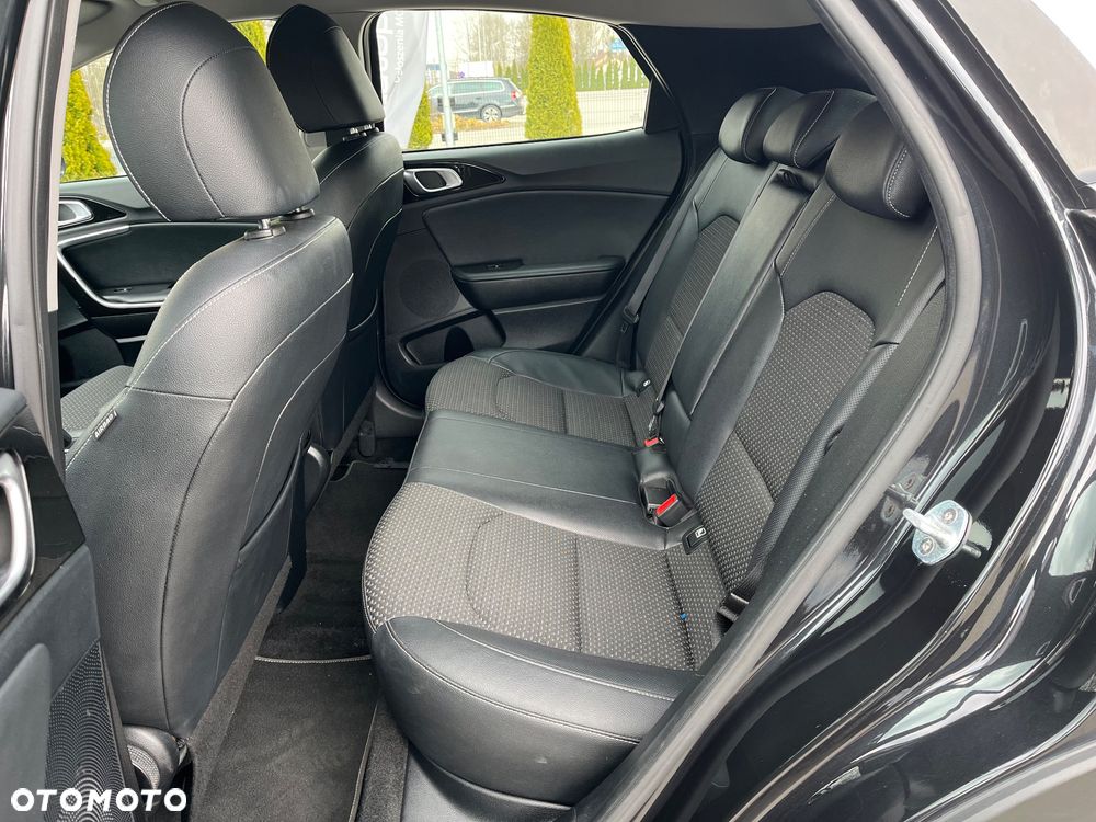 Kia XCeed 1.4 T-GDI OPF DCT7 PLATINUM EDITION - 15
