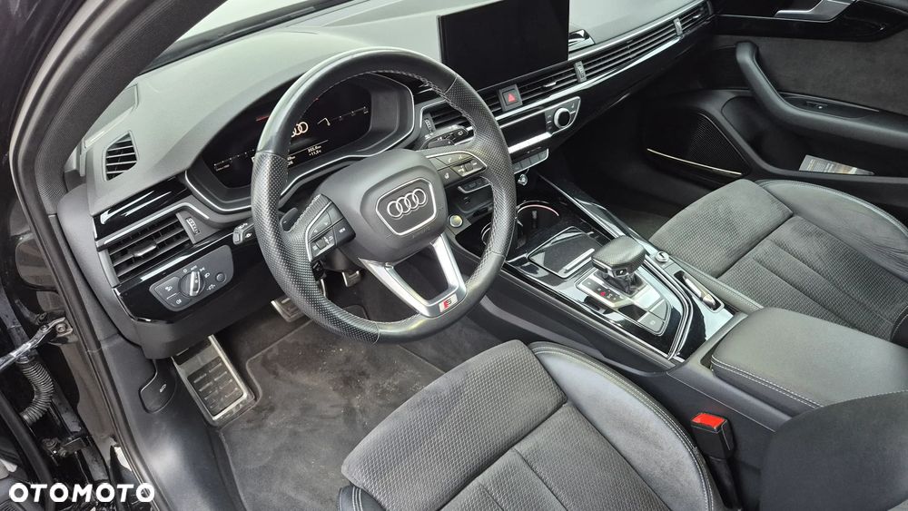 Audi A4 Avant 30 TDI S tronic - 35