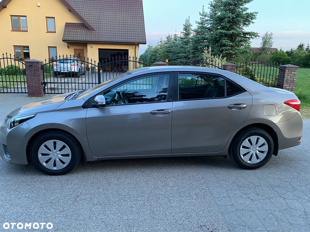 Toyota Corolla 1.4 D-4D Active EU6 - 5