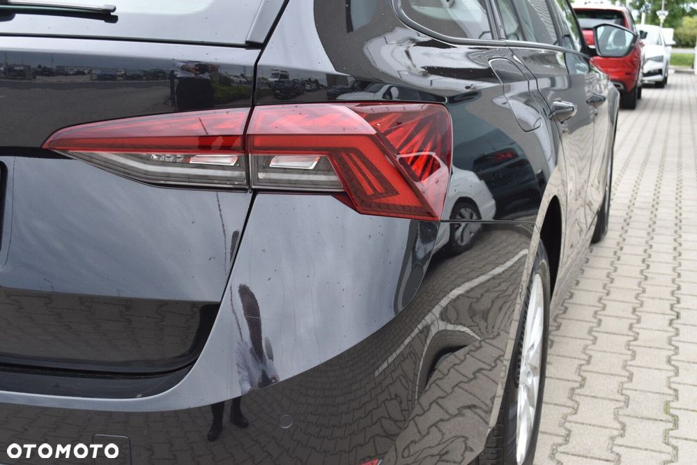 Skoda Octavia 2.0 TDI Ambition DSG - 37
