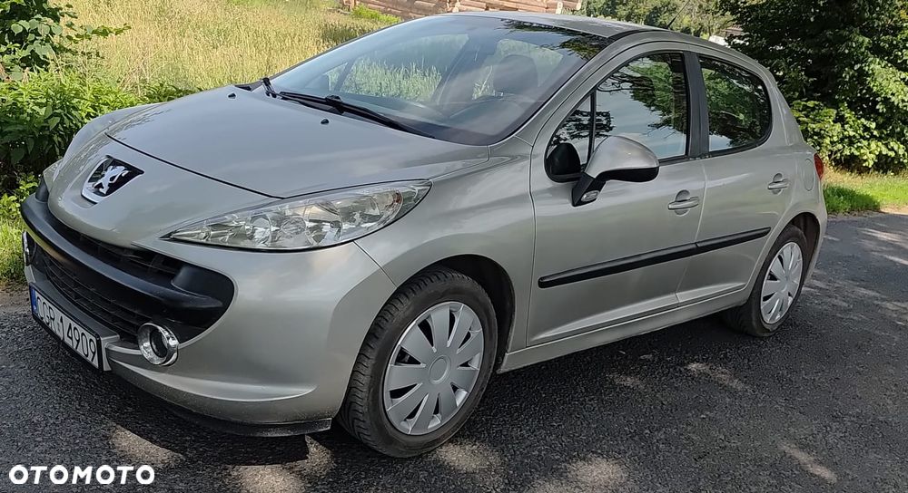 Peugeot 207 - 2