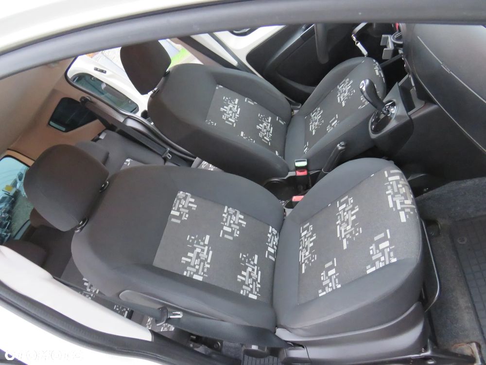 Fiat Qubo 1.3 Multijet 16V DPF Start&Stop Dualogic Dynamic - 37