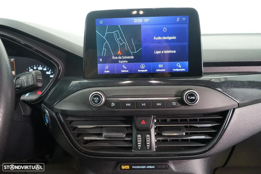 Ford Focus 1.5 TDCi EcoBlue ST-Line - 32