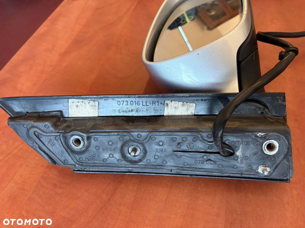 VW TOURAN I LUSTERKO PRAWE 073016LL-R1 CZARNE BIAŁE SREBRNE - 5