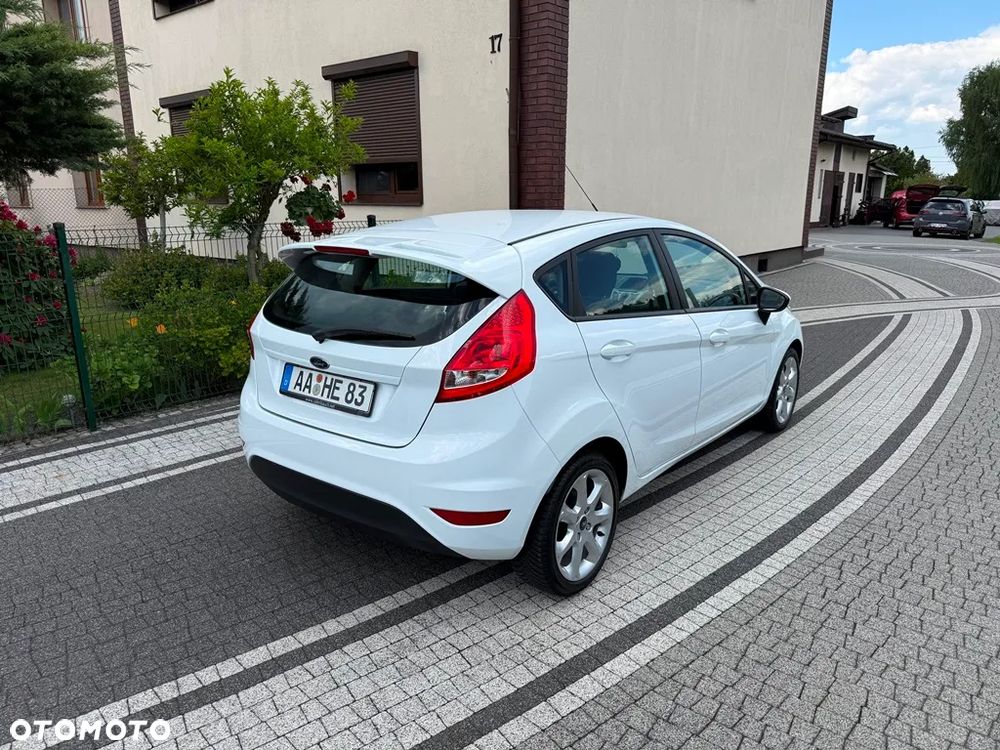 Ford Fiesta 1.25 Viva - 11
