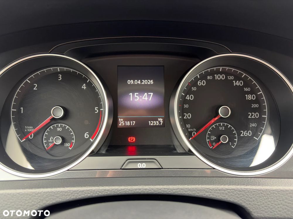 Volkswagen Golf 2.0 TDI BMT Comfortline - 27