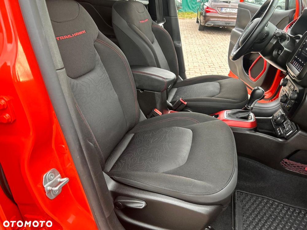 Jeep Renegade 1.3 GSE T4 Turbo PHEV 4xe Trailhawk S&S - 30