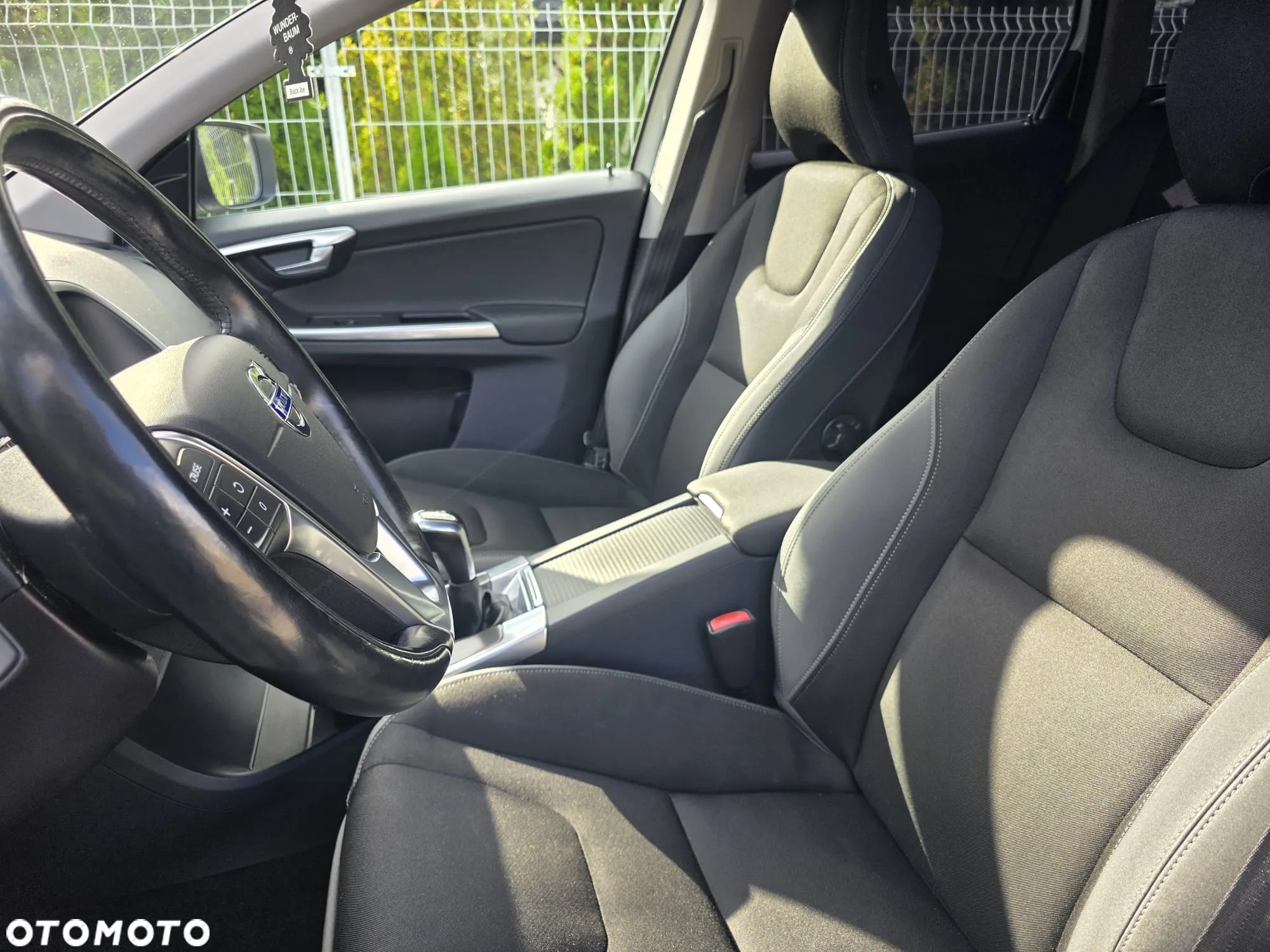 Volvo XC 60 D4 Momentum - 20