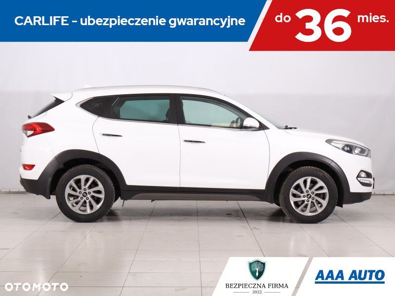 Hyundai Tucson - 8