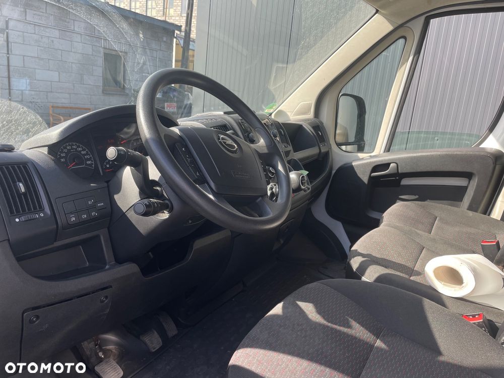 Opel Movano chłodnia 0-25 st.C z funkcją grzania - 10