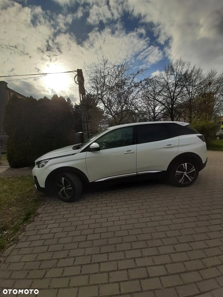 Peugeot 3008 1.2 PureTech Allure S&S - 14