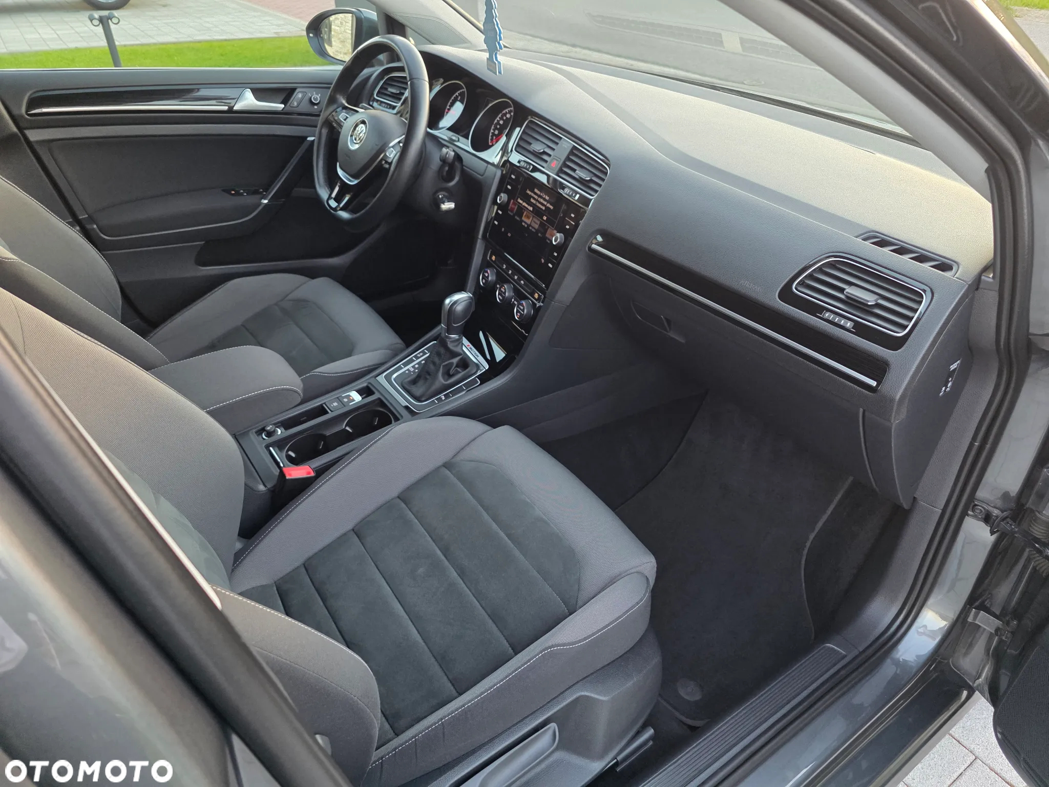 Volkswagen Golf VII 2.0 TDI BMT 4Mot Highline DSG - 14