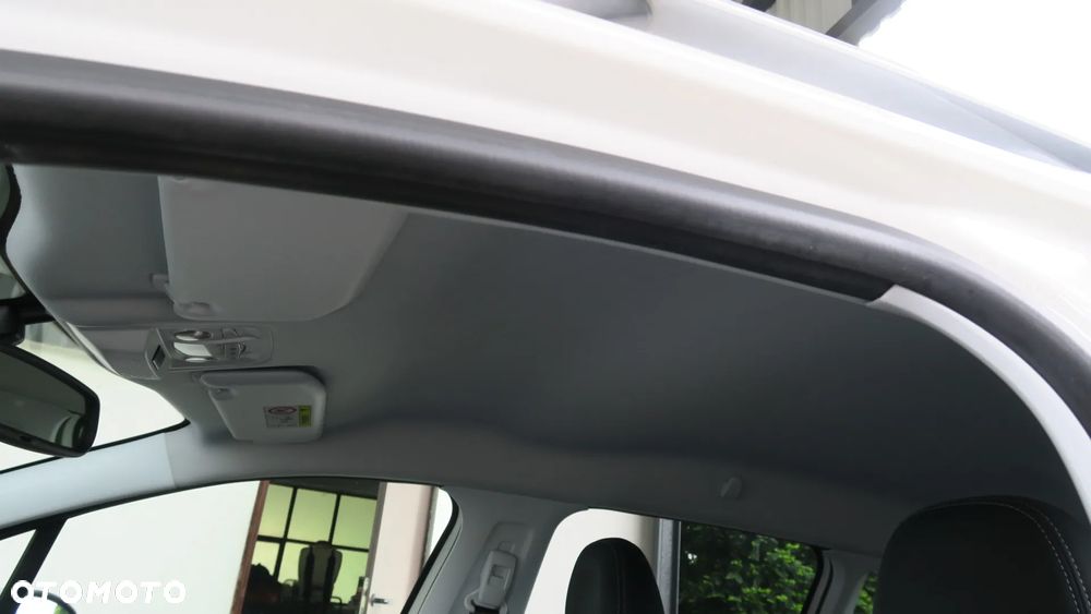 Peugeot 2008 1.2 Pure Tech Style S&S EAT6 - 19