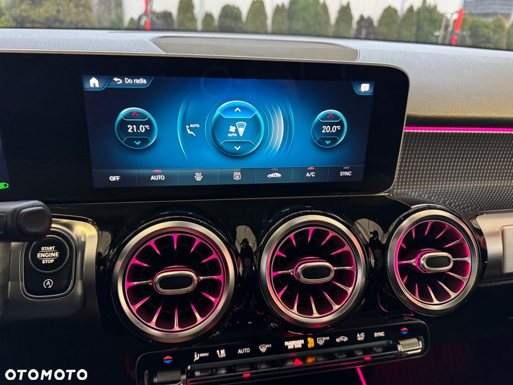 Mercedes-Benz GLB 200 d 8G-DCT Progressive Advanced - 34