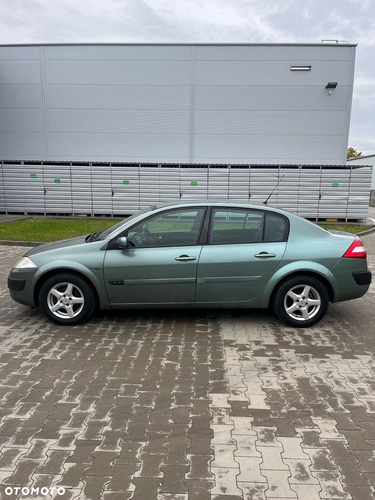 Renault Megane 1.6 Confort Privilege - 8