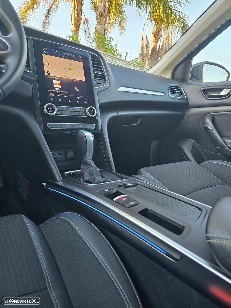 Renault Mégane Sport Tourer 1.3 TCe Techno EDC - 20