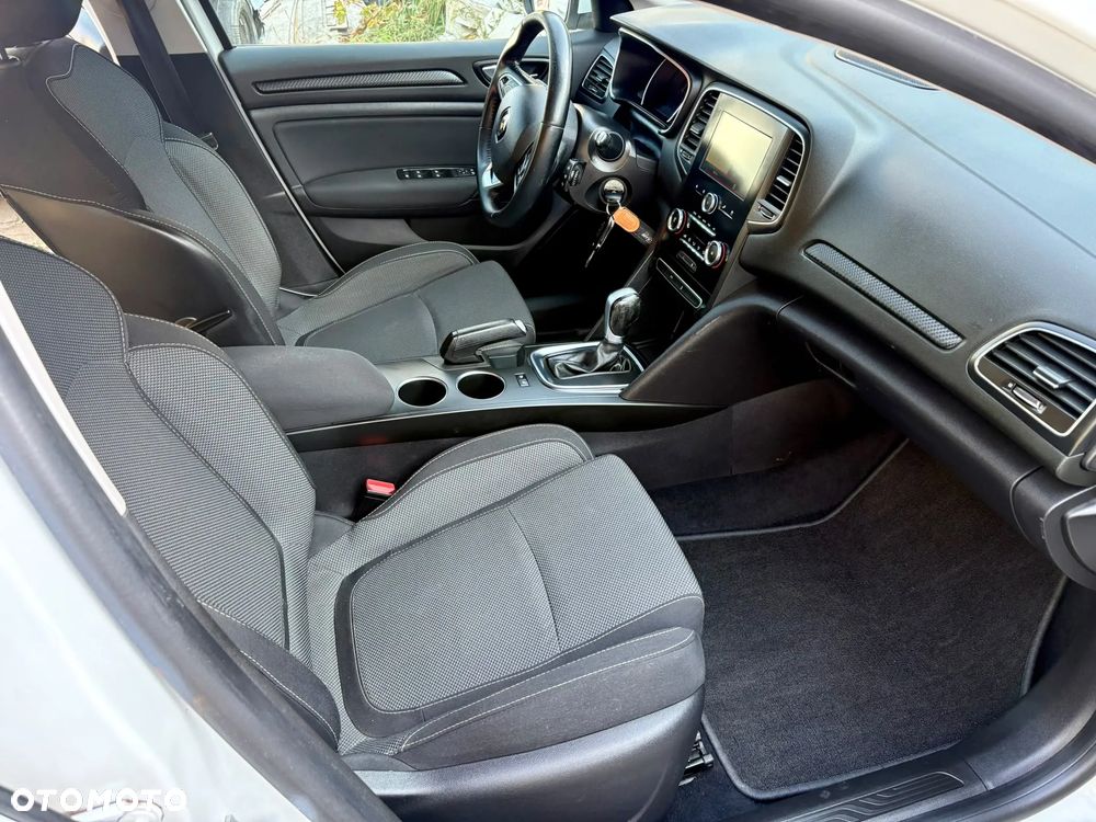 Renault Megane BLUE dCi 115 EDC LIMITED - 9