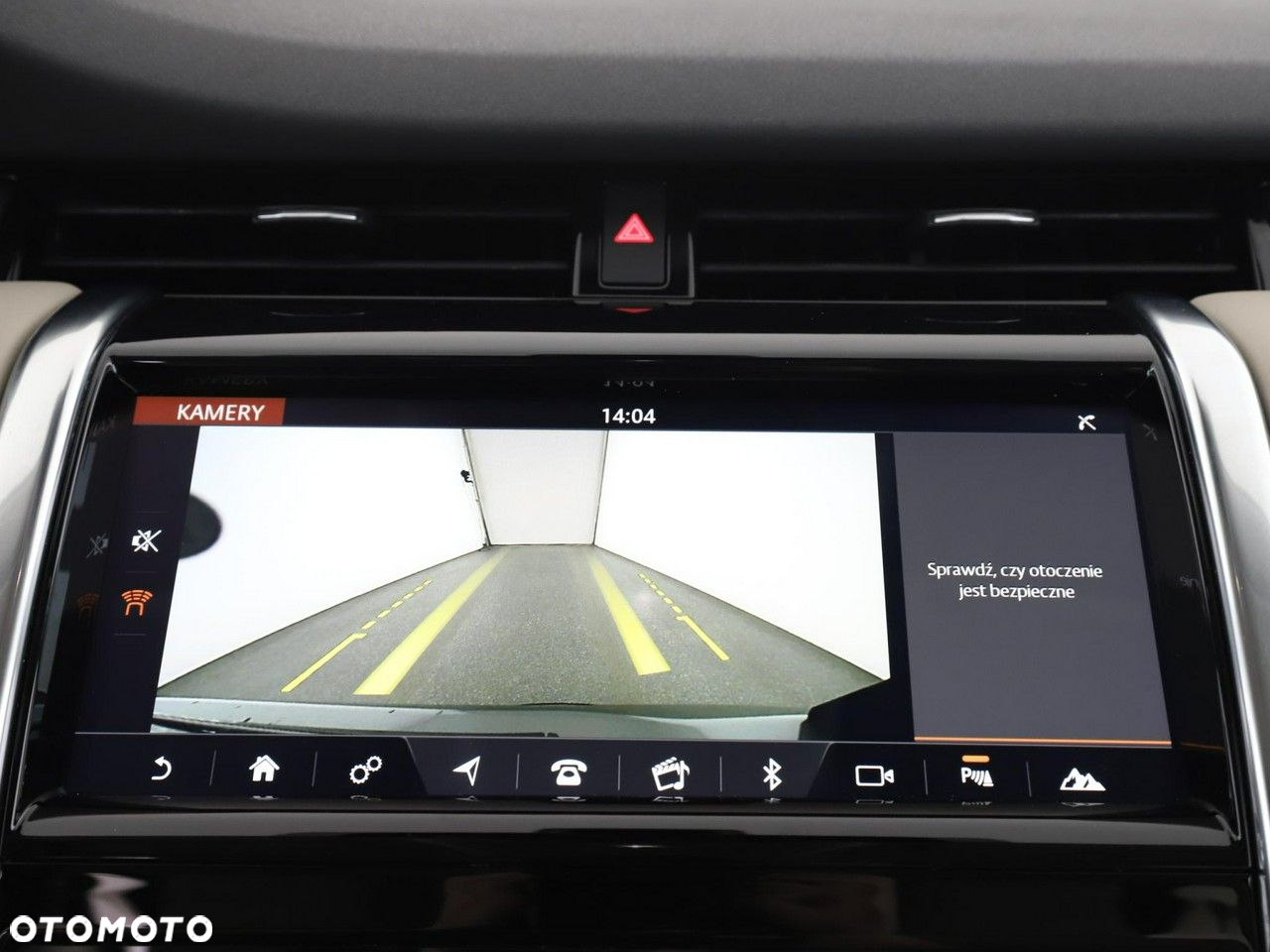 Land Rover Discovery Sport 2.0 TD4 SE - 25
