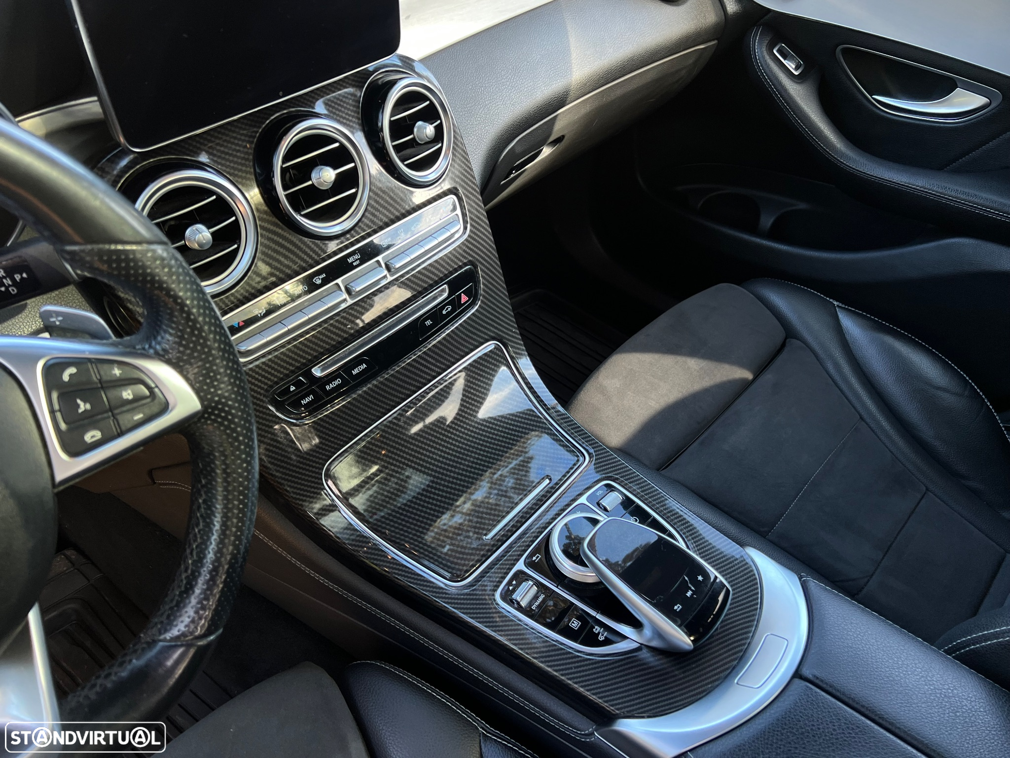 Mercedes-Benz GLC 350 e 4Matic 7G-TRONIC AMG Line - 17